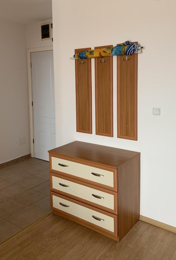 Riviera Fort Beach Apartments By Kalina Resort, Ravda Exteriör bild