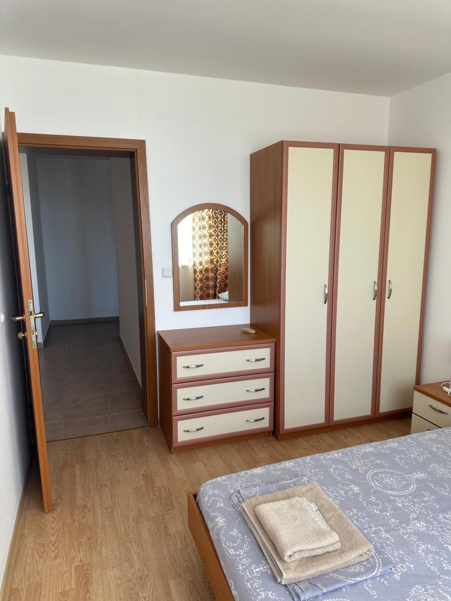 Riviera Fort Beach Apartments By Kalina Resort, Ravda Exteriör bild