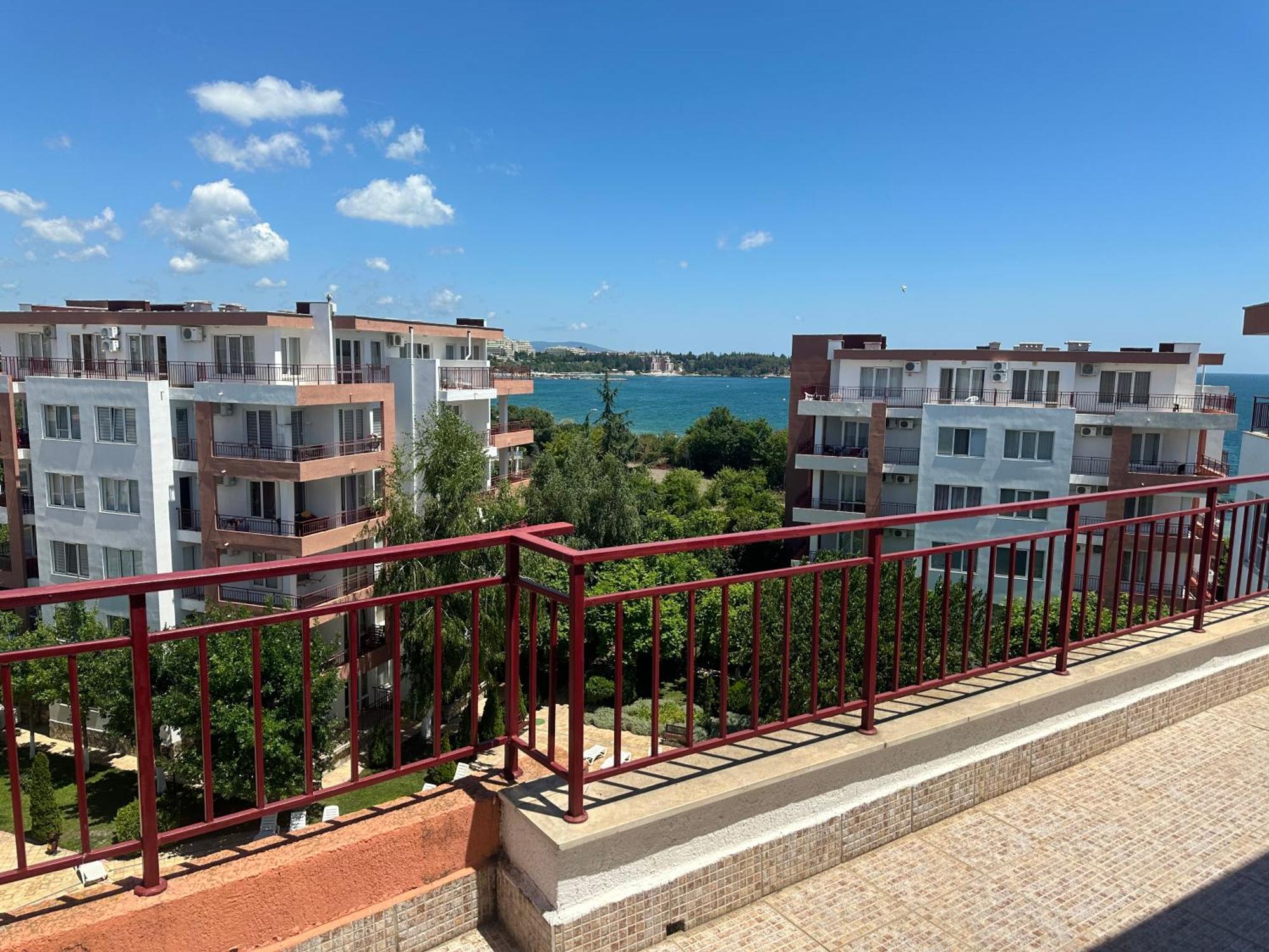 Riviera Fort Beach Apartments By Kalina Resort, Ravda Exteriör bild
