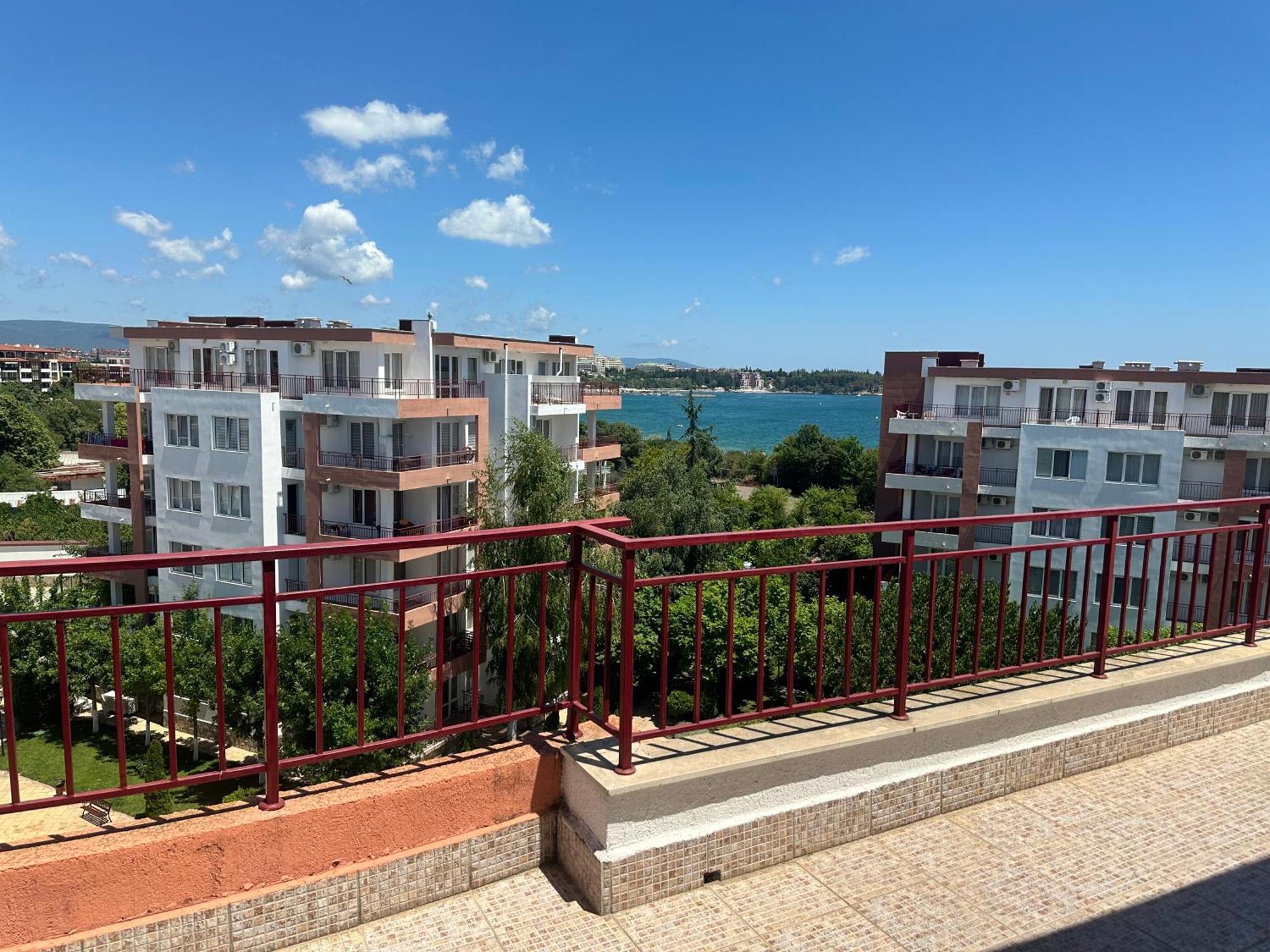 Riviera Fort Beach Apartments By Kalina Resort, Ravda Exteriör bild