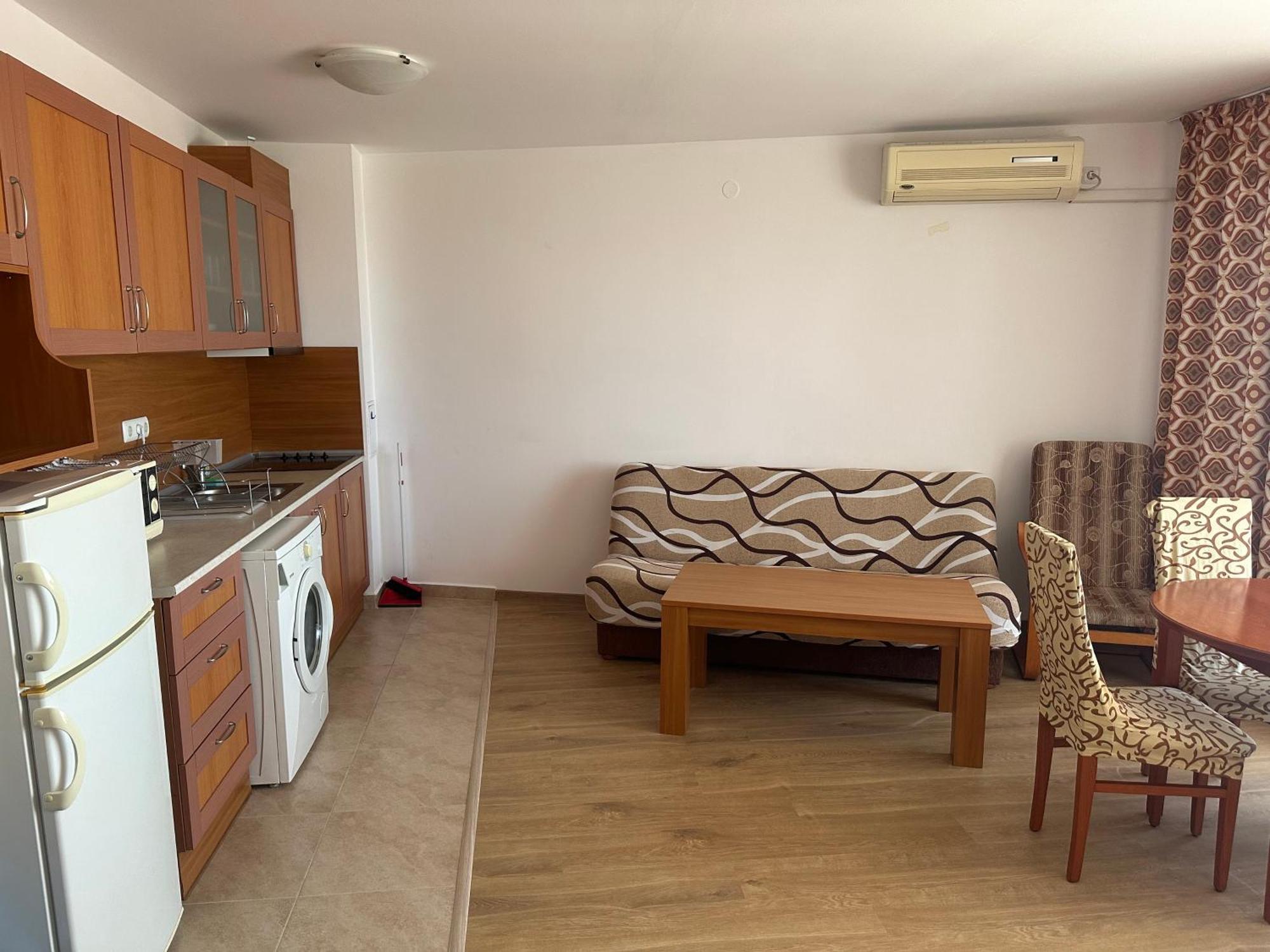 Riviera Fort Beach Apartments By Kalina Resort, Ravda Exteriör bild